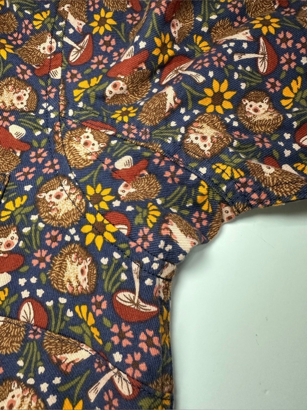 Duluth Trading Free Swingin Flannel Hedgehog Mushroom Cottagecore Woodland Small - Picture 12 of 16